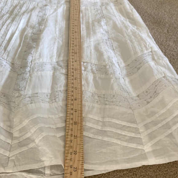 Suzy Shier Lace and Cotton White Skirt - Picture 2 of 6